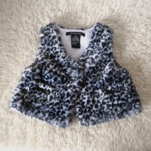 Calvin Klein Jeans Infant Faux Fur Vest 12M